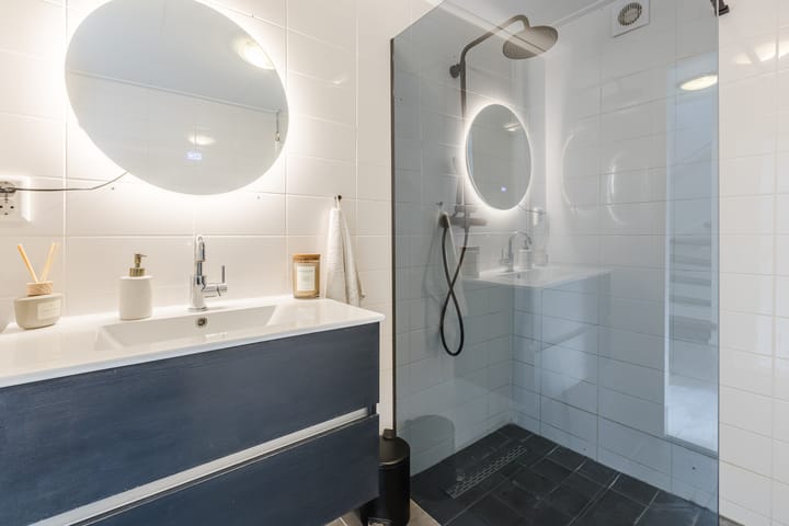 Photo 34 of Regerstraat 11