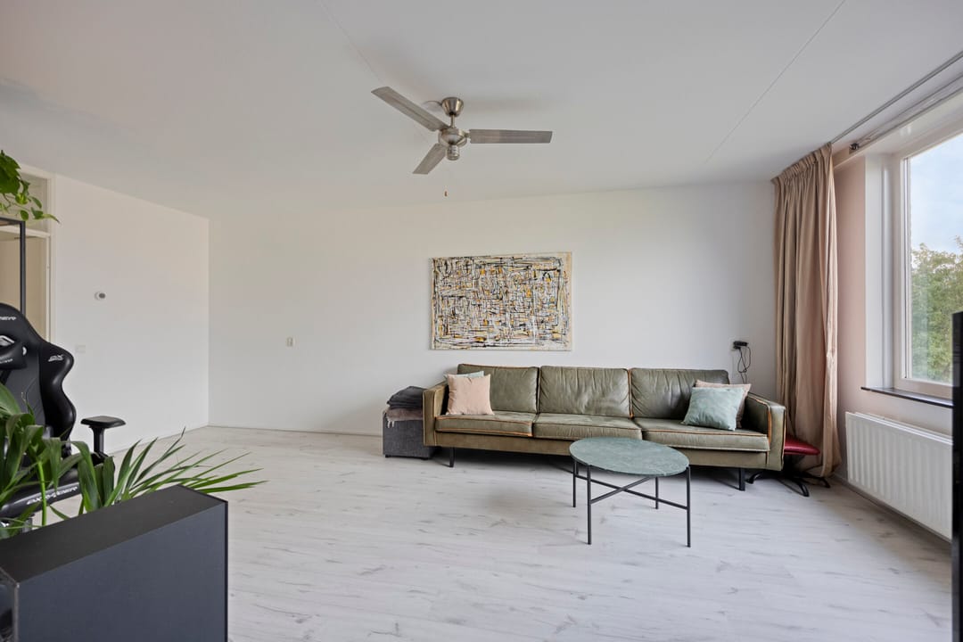 Photo 2 of Lange Hilleweg 316