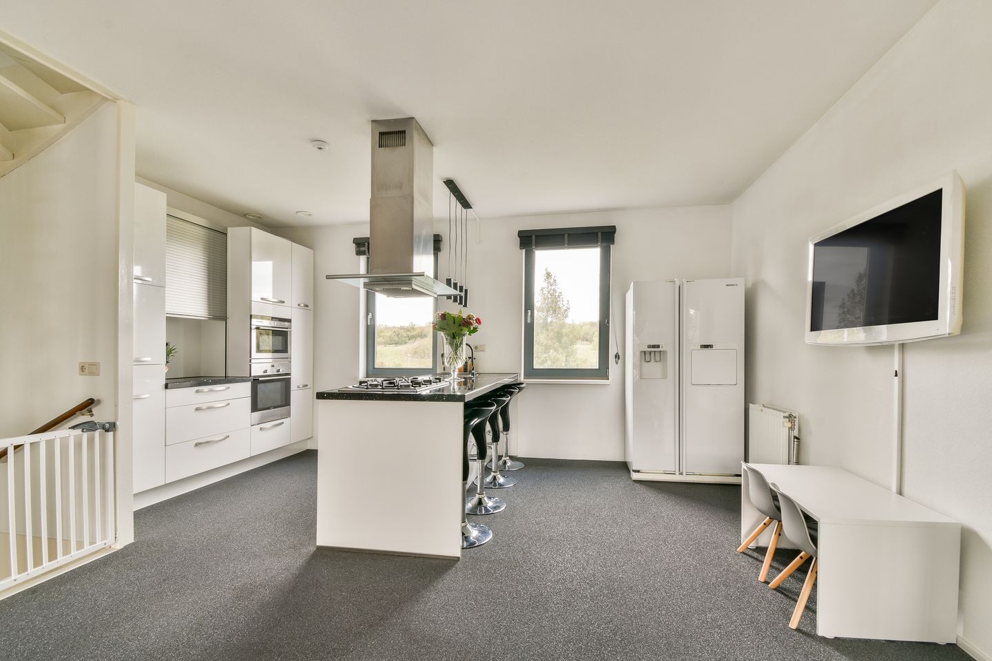 Photo 5 of Olijfhout 18