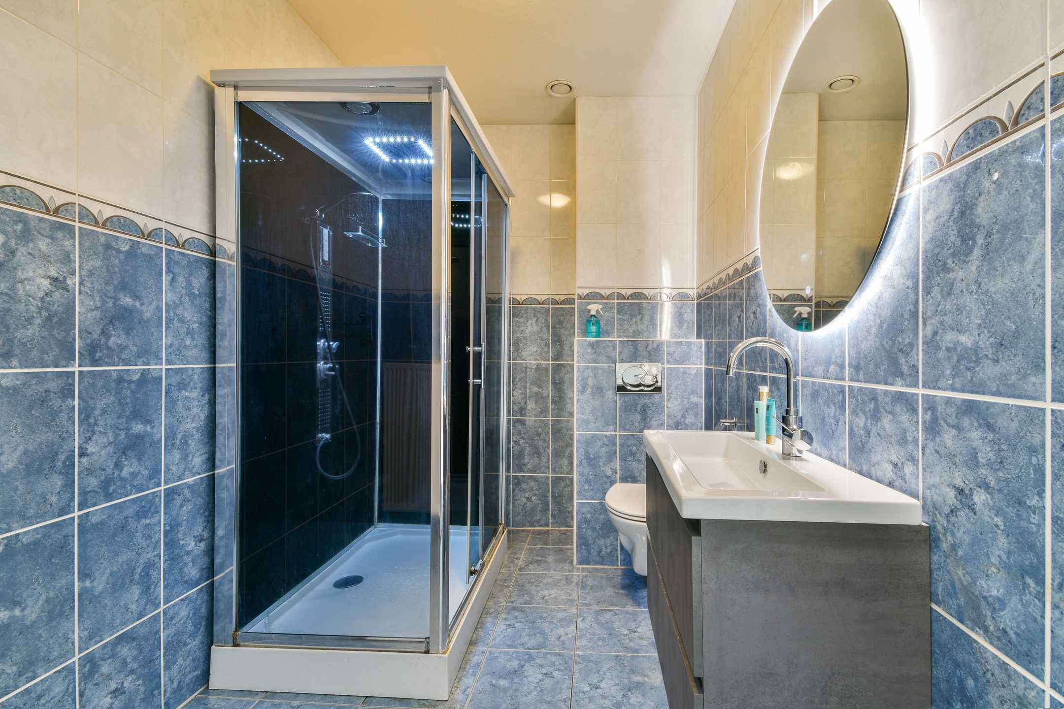 Photo 30 of Olijfhout 18