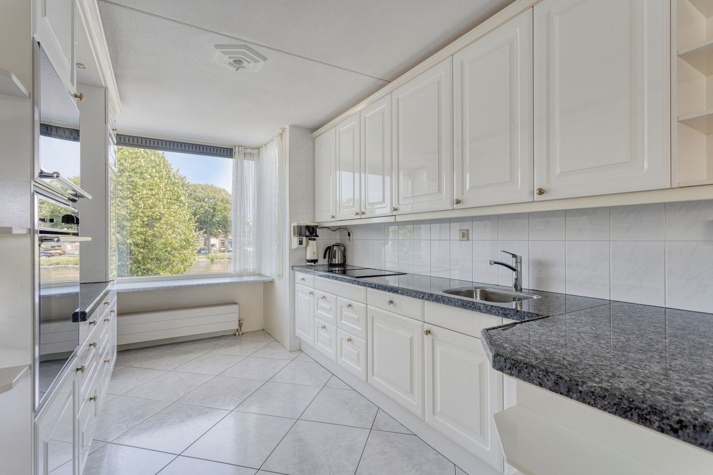 Foto 14 van Mellum 56