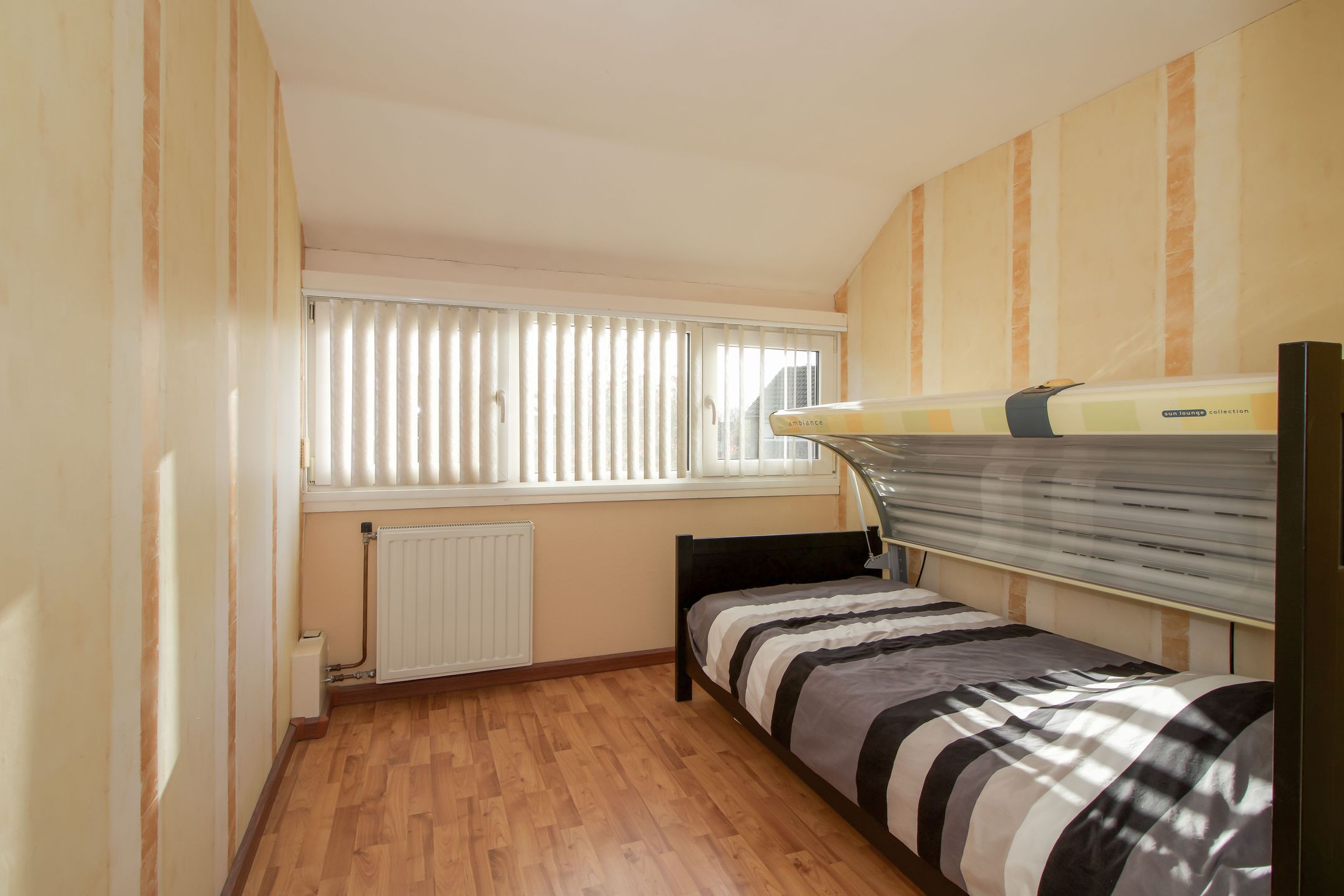 Foto 24 van van Anrooyplein 8