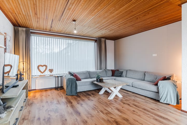 Photo 8 of Huygensstraat 14