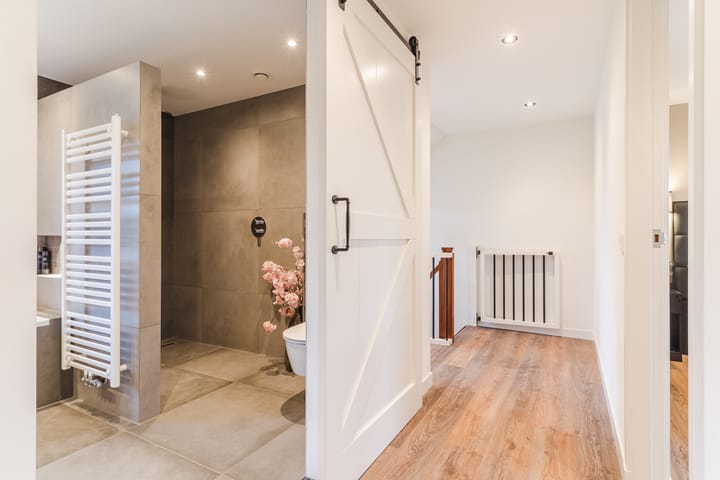 Photo 49 of Huygensstraat 14