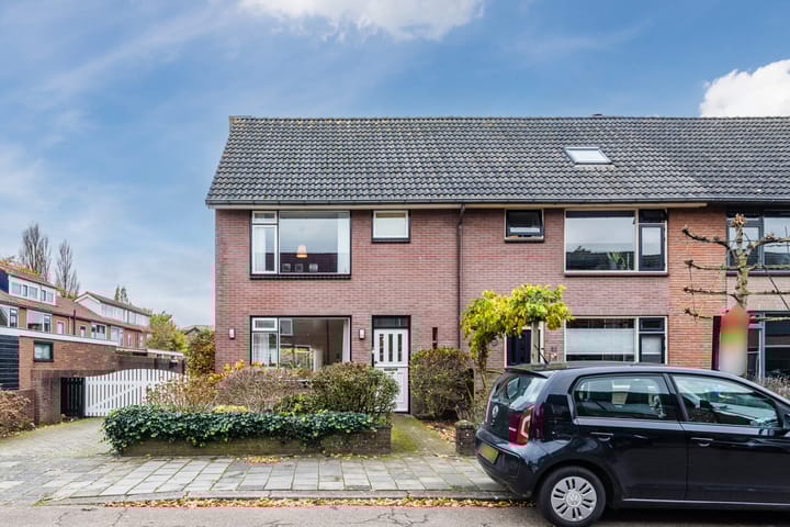 Photo 2 of Multatulistraat 1