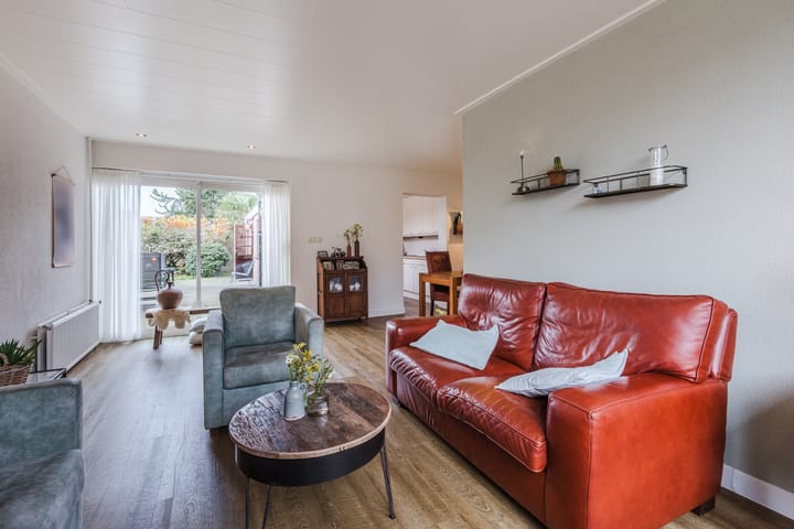 Photo 4 of Multatulistraat 1