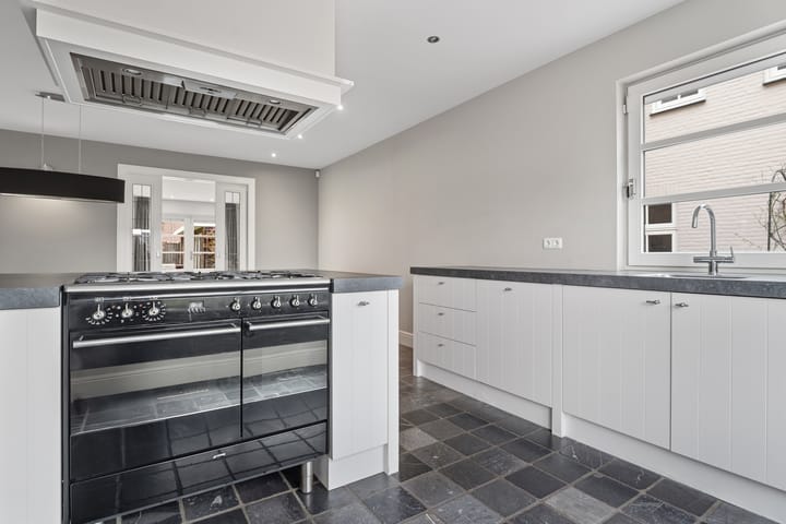 Foto 10 van St.-Lambertusstraat 25