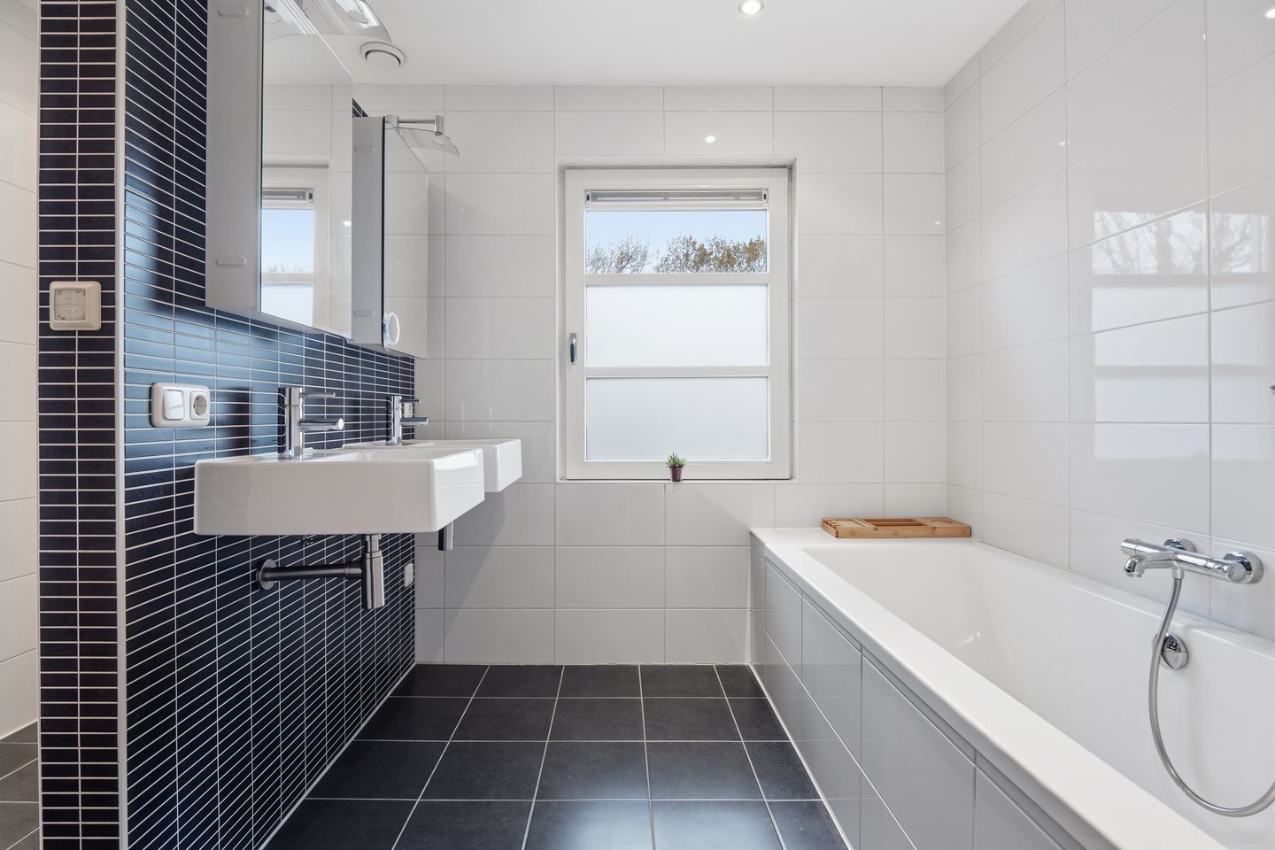 Foto 29 van St.-Lambertusstraat 25