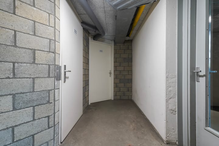 Foto 38 van Kwaadeindstraat 153