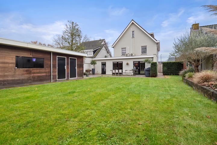 Foto 50 van St.-Lambertusstraat 25