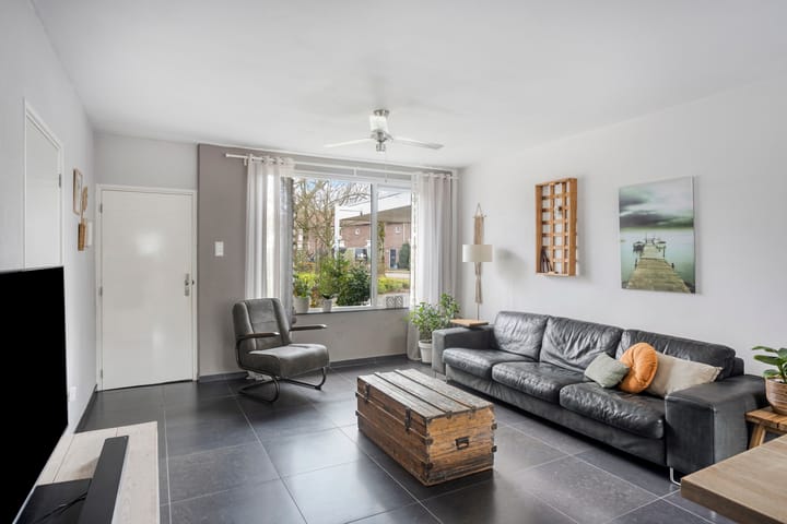 Photo 2 of Armehoefstraat 2