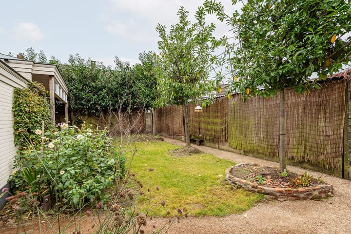 Foto 40 van J F Kennedylaan 6