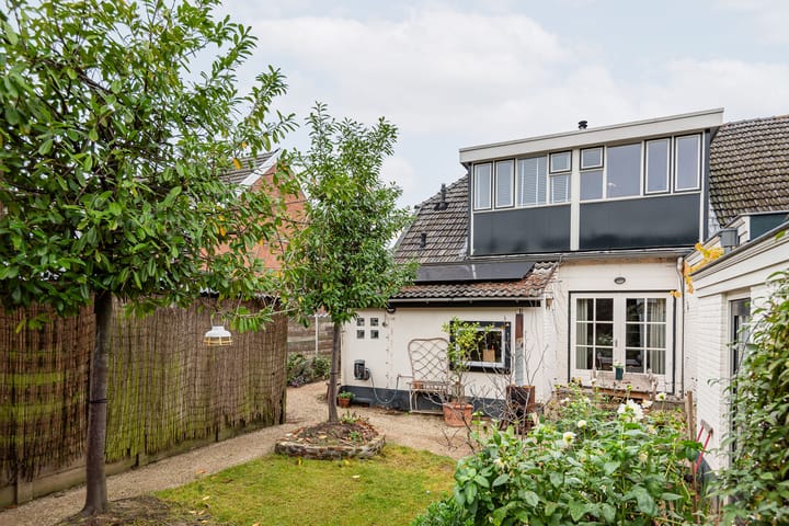 Foto 4 van J F Kennedylaan 6