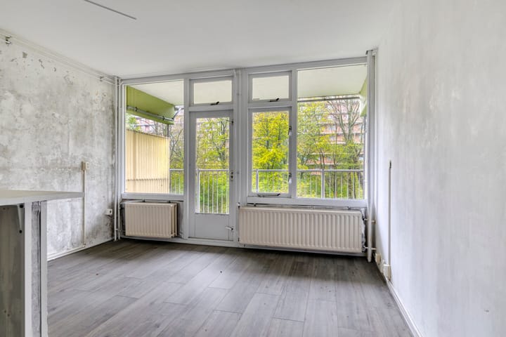 Photo 2 of Oostervenne 205-A