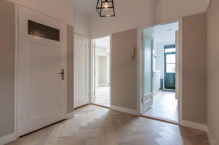 Photo 9 of Bezuidenhoutseweg 281