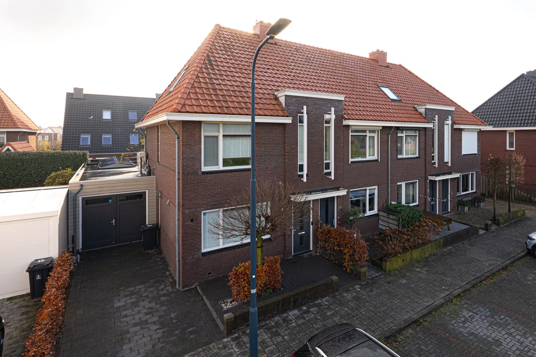 Photo 2 of Johnny Cashstraat 14