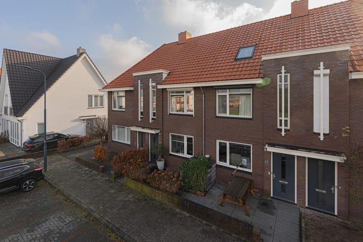 Photo 8 of Johnny Cashstraat 14