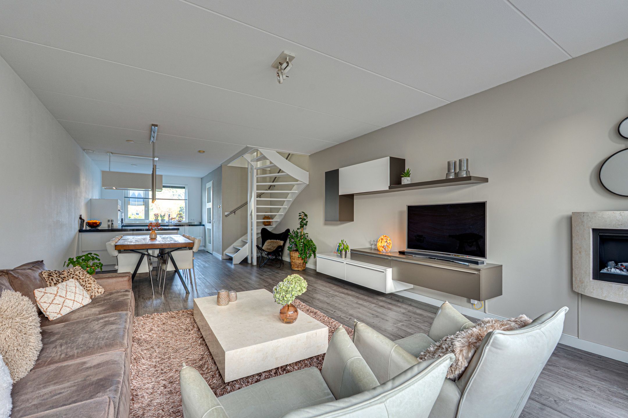 Photo 15 of Johnny Cashstraat 14