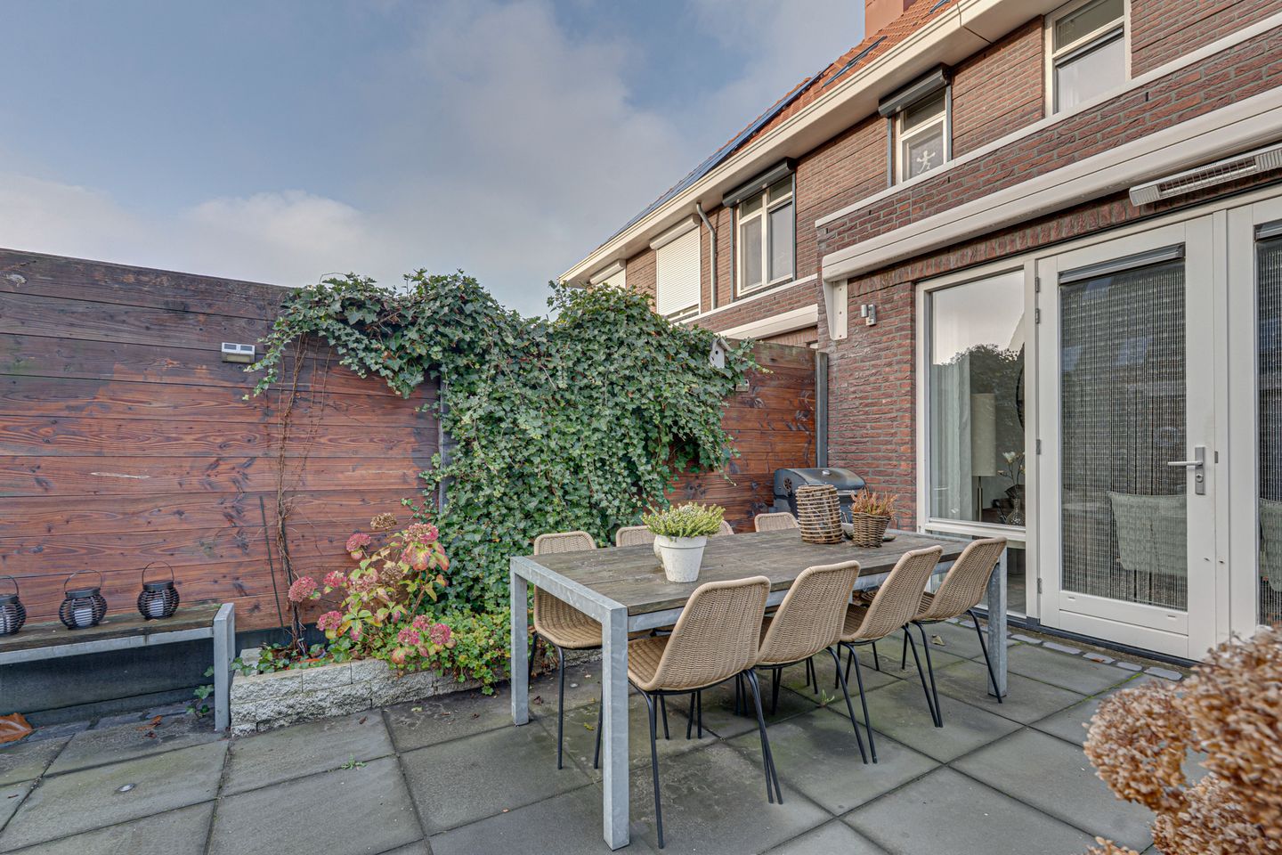 Photo 65 of Johnny Cashstraat 14