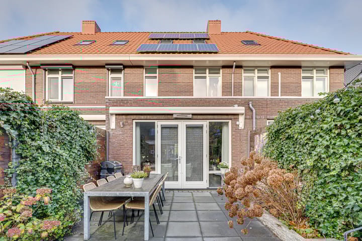 Photo 66 of Johnny Cashstraat 14