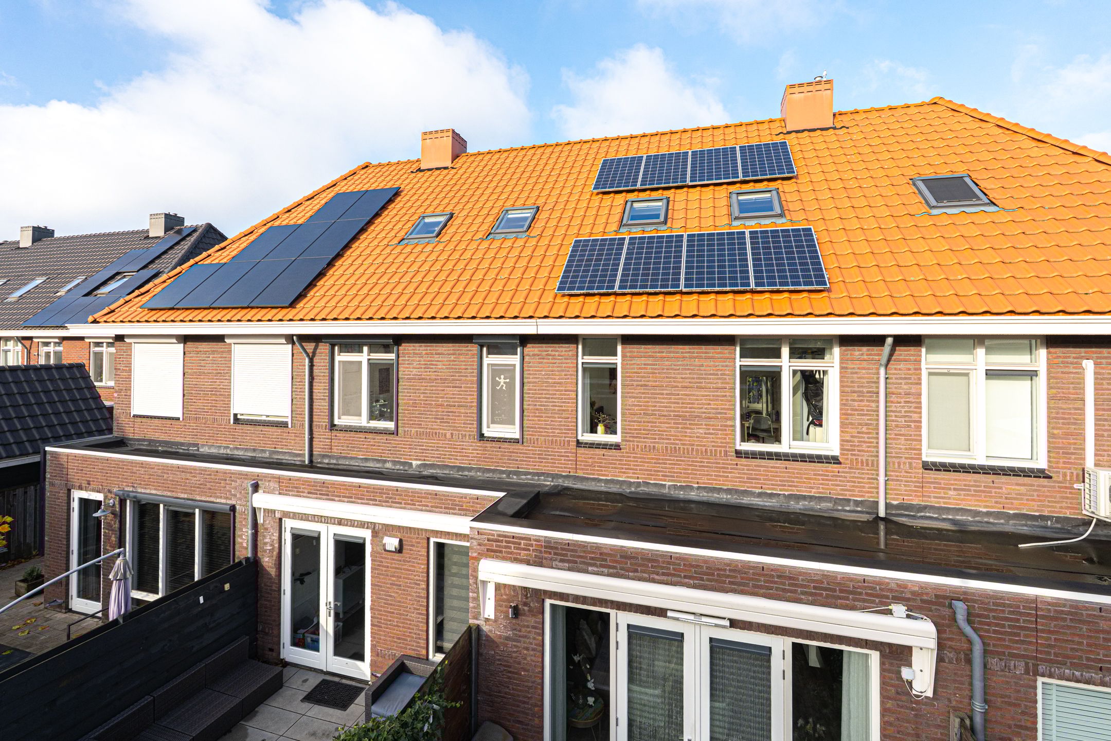 Photo 69 of Johnny Cashstraat 14