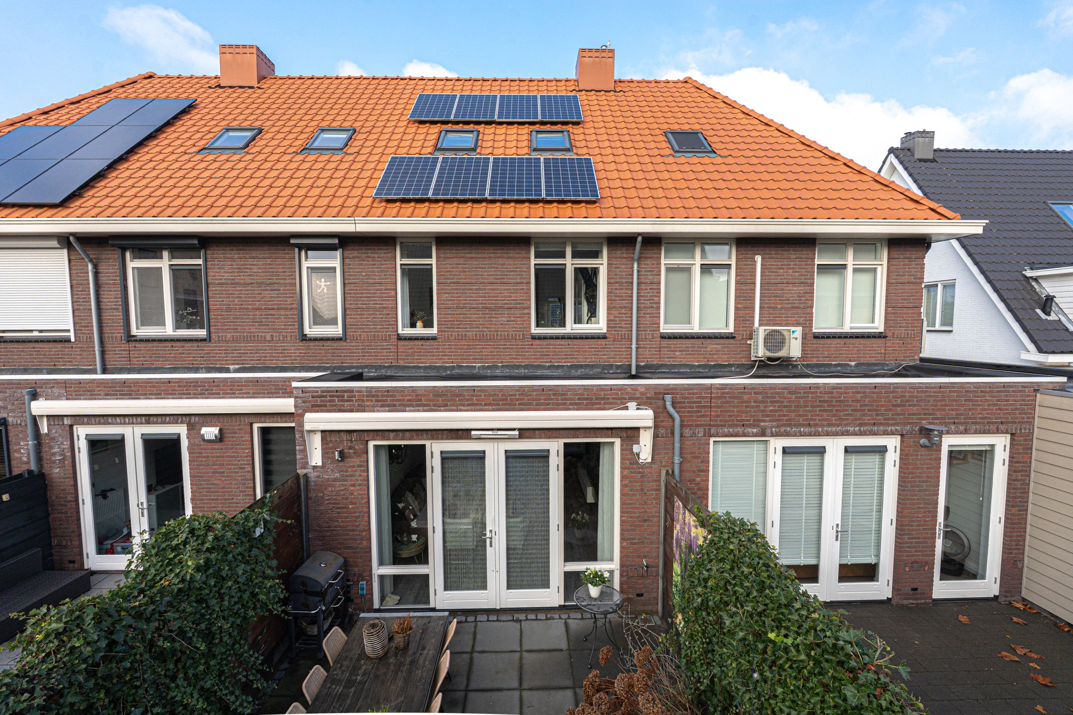 Photo 75 of Johnny Cashstraat 14