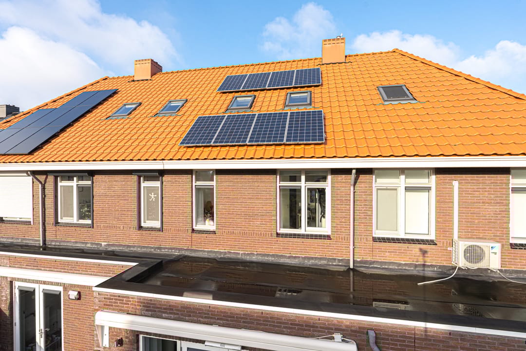 Photo 73 of Johnny Cashstraat 14