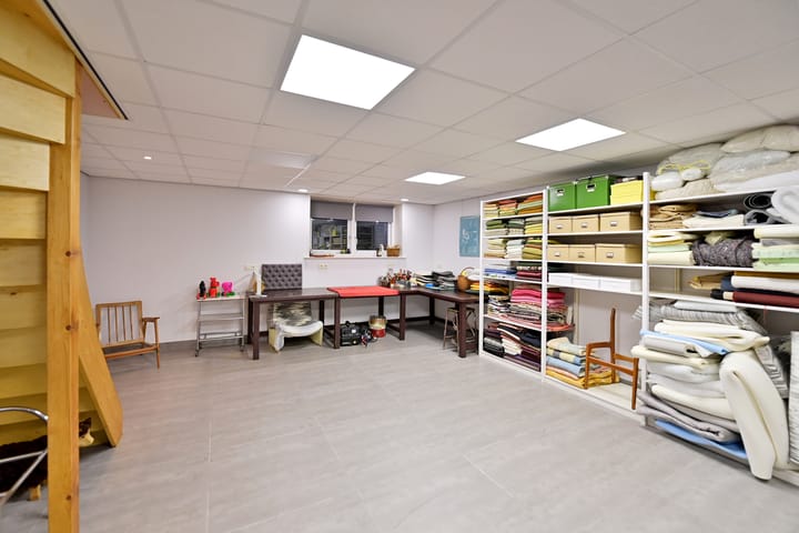 Photo 9 of Van Leeuwenhoekstraat 62