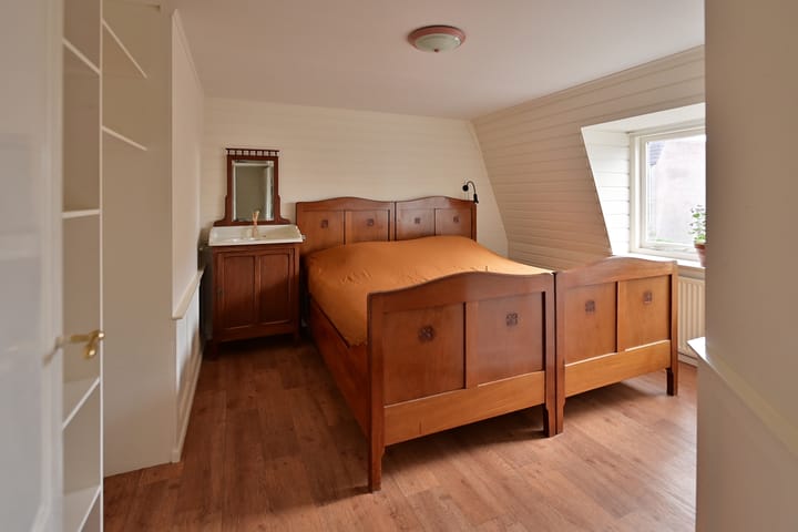 Photo 10 of Van Leeuwenhoekstraat 62