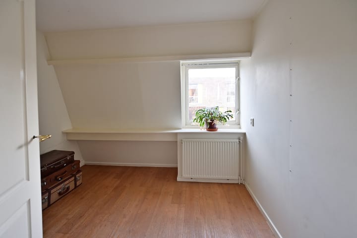 Photo 13 of Van Leeuwenhoekstraat 62