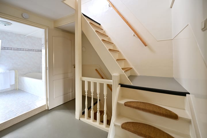 Photo 14 of Van Leeuwenhoekstraat 62