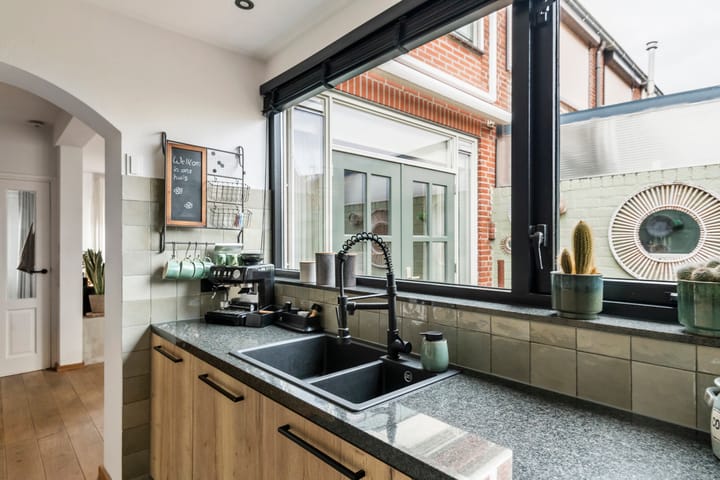 Foto 10 van Meidoornstraat 3