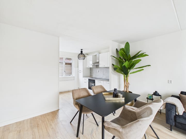 Photo 10 of Klaprooslaan 46