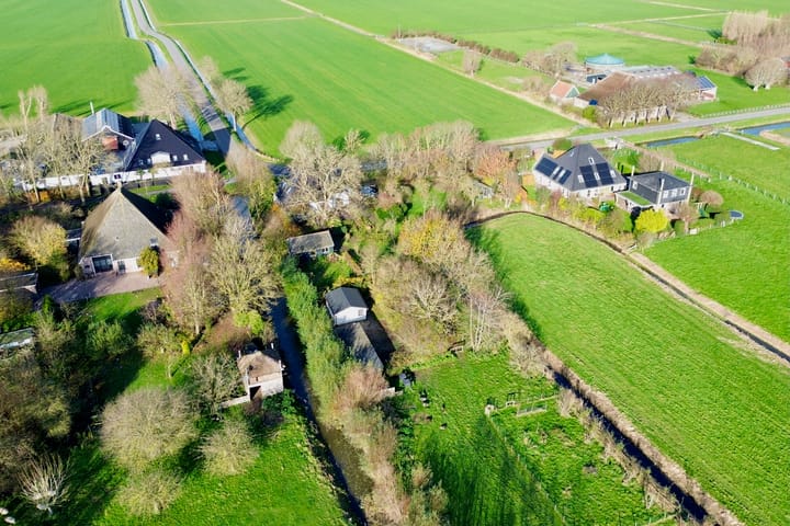 Photo 37 of Weereweg 71