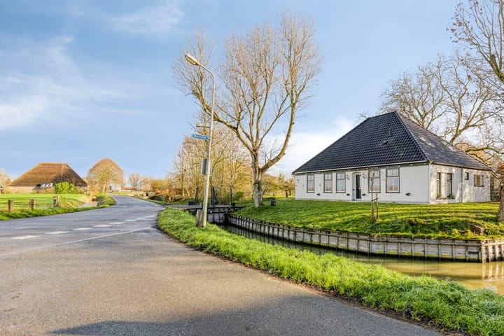 Photo 60 of Weereweg 71