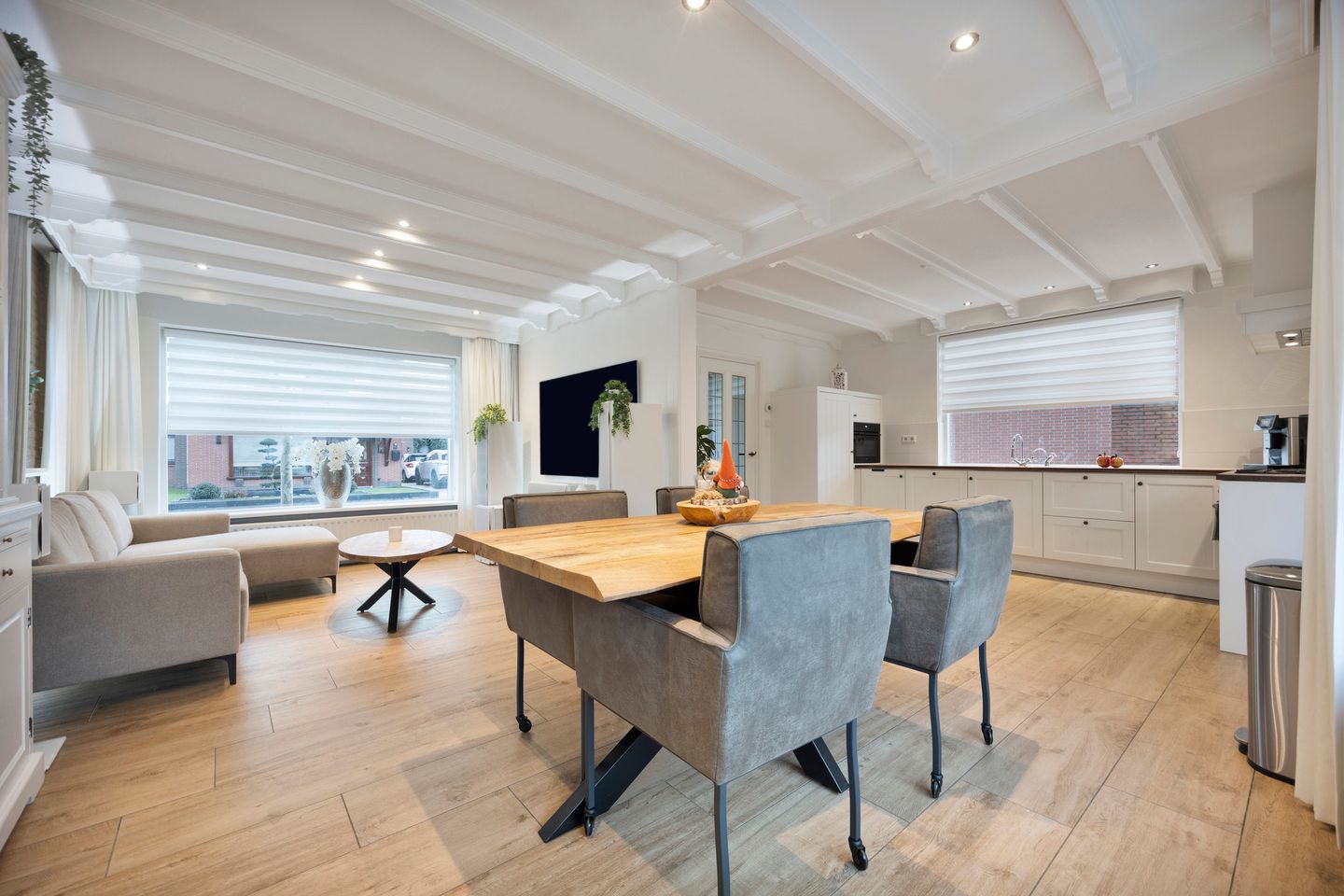 Foto 5 van Kamperfoeliestraat 8