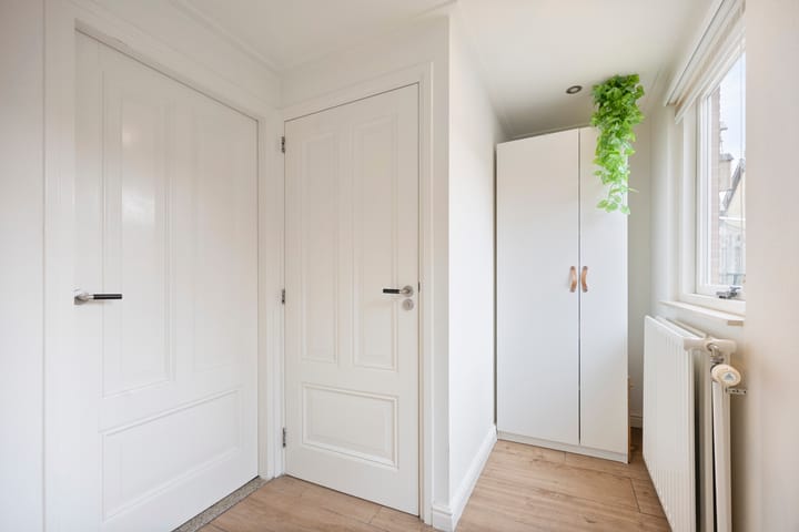 Photo 15 of Kamperfoeliestraat 8