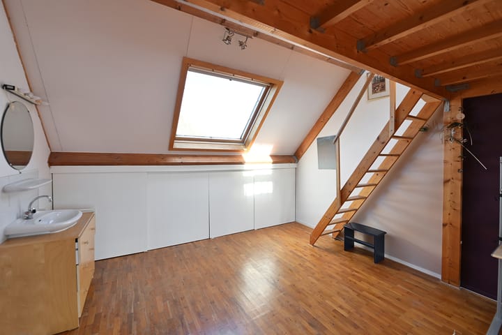 Photo 14 of Bremstraat 15