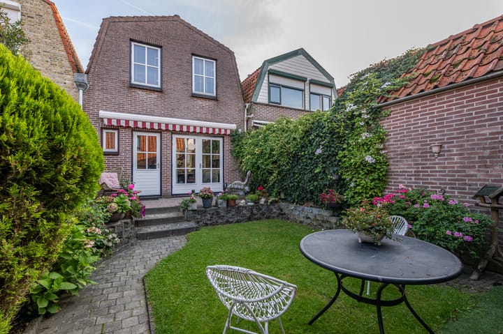 Foto 44 van Oost Voorgors 10