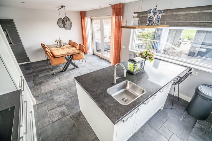 Photo 13 of Doctor van Noortstraat 14