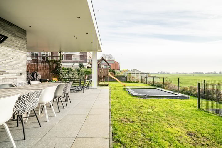 Photo 18 of Doctor van Noortstraat 14