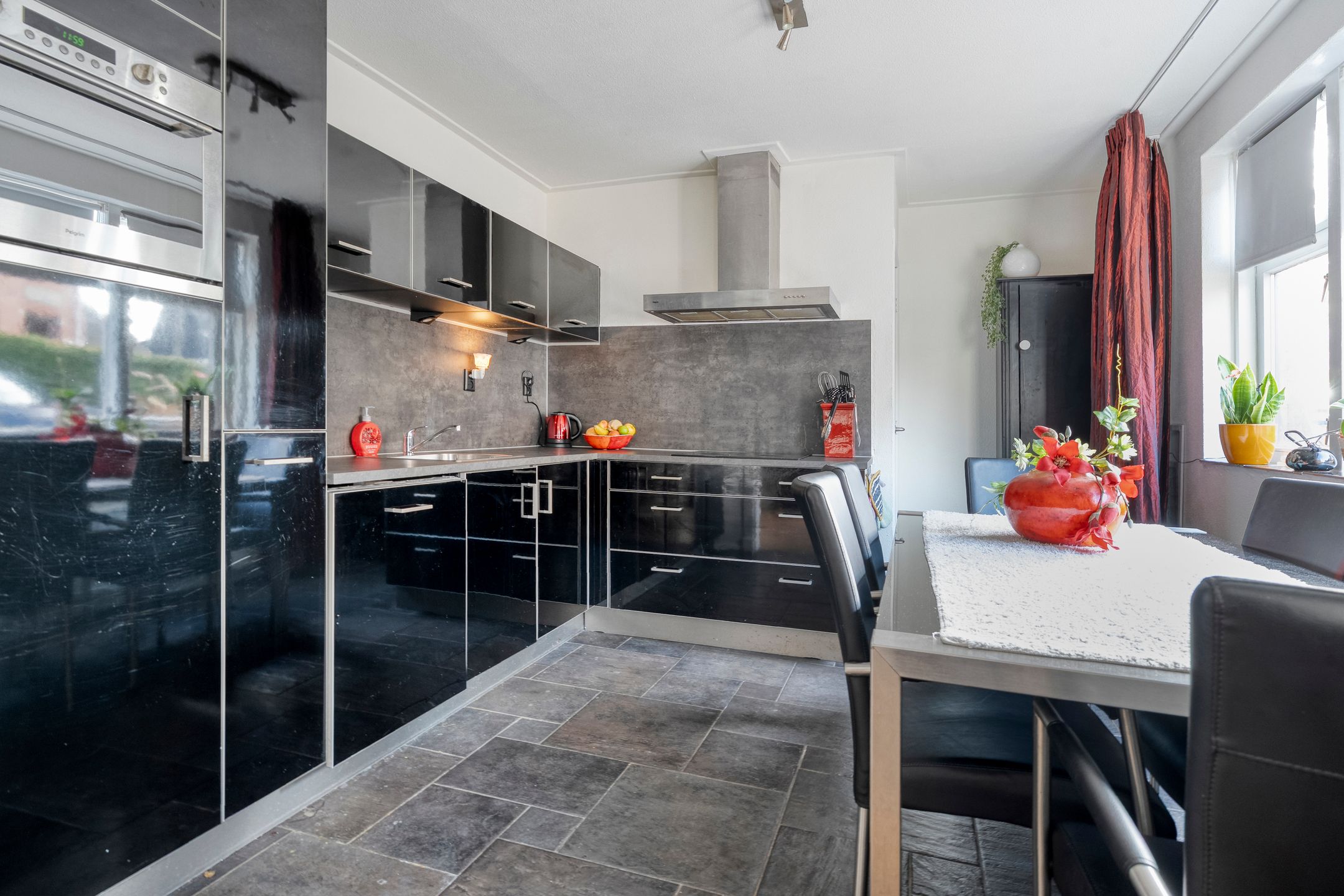 Photo 15 of Tuinstraat 5