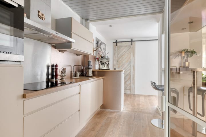 Photo 10 of Blaaubeenstraat 63