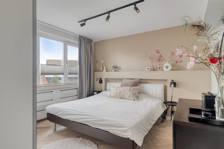 Photo 16 of Blaaubeenstraat 63