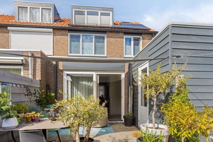 Photo 27 of Blaaubeenstraat 63