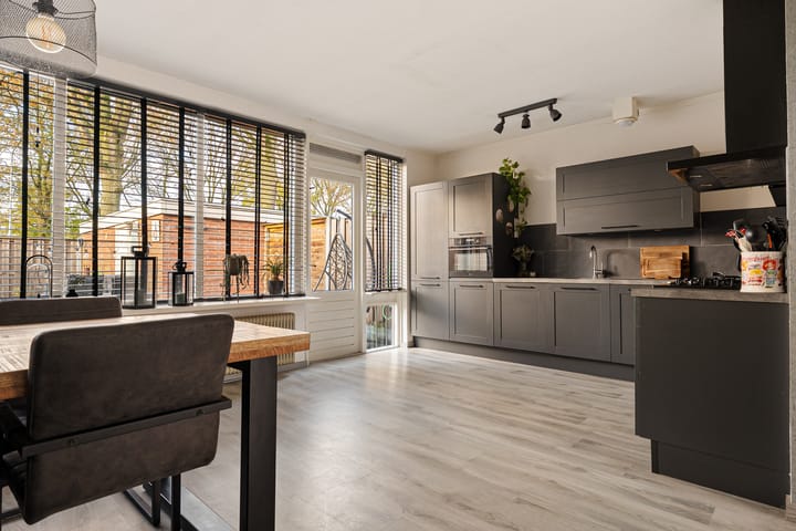 Photo 14 of IJselstraat 151