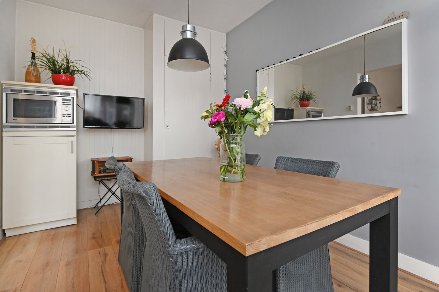 Photo 19 of Amandelstraat 36