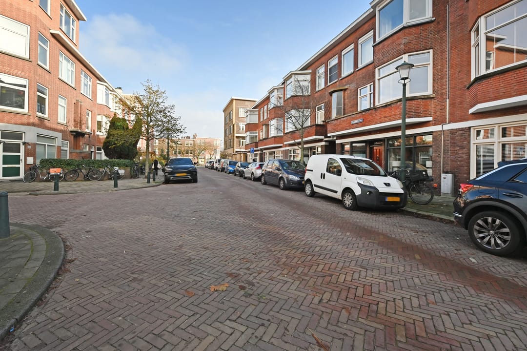 Photo 37 of Amandelstraat 36