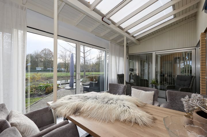 Foto 3 van van Middelhovenstraat 42