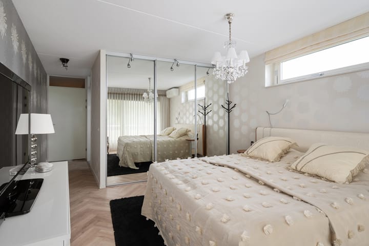 Photo 22 of Scheepswerf 304